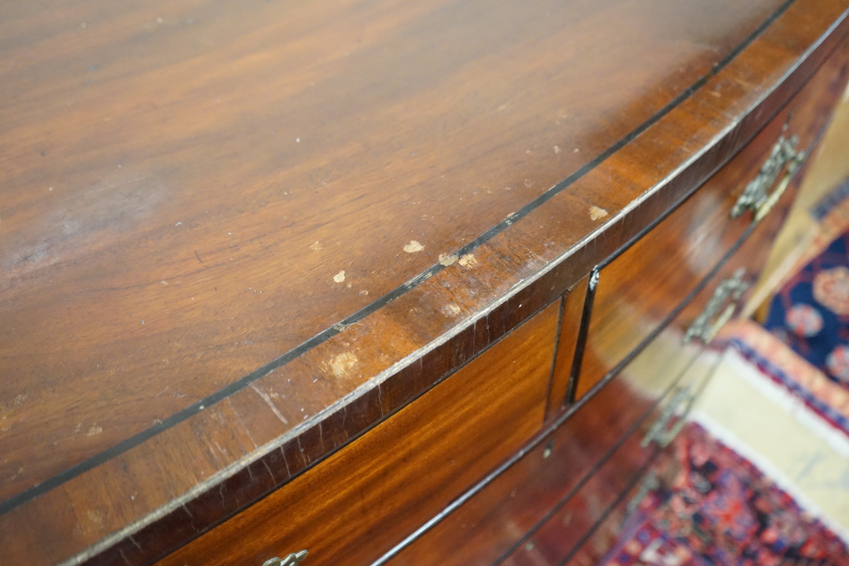 A Regency mahogany bow front chest of drawers, width 107cm, depth 55cm, height 108cm